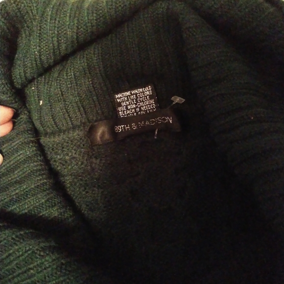 Sweater - Picture 3 of 3